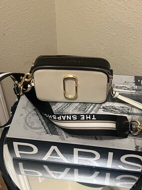 Marc Jacobs Black & Cream Leather Snapshot Crossbody with Branded Strap